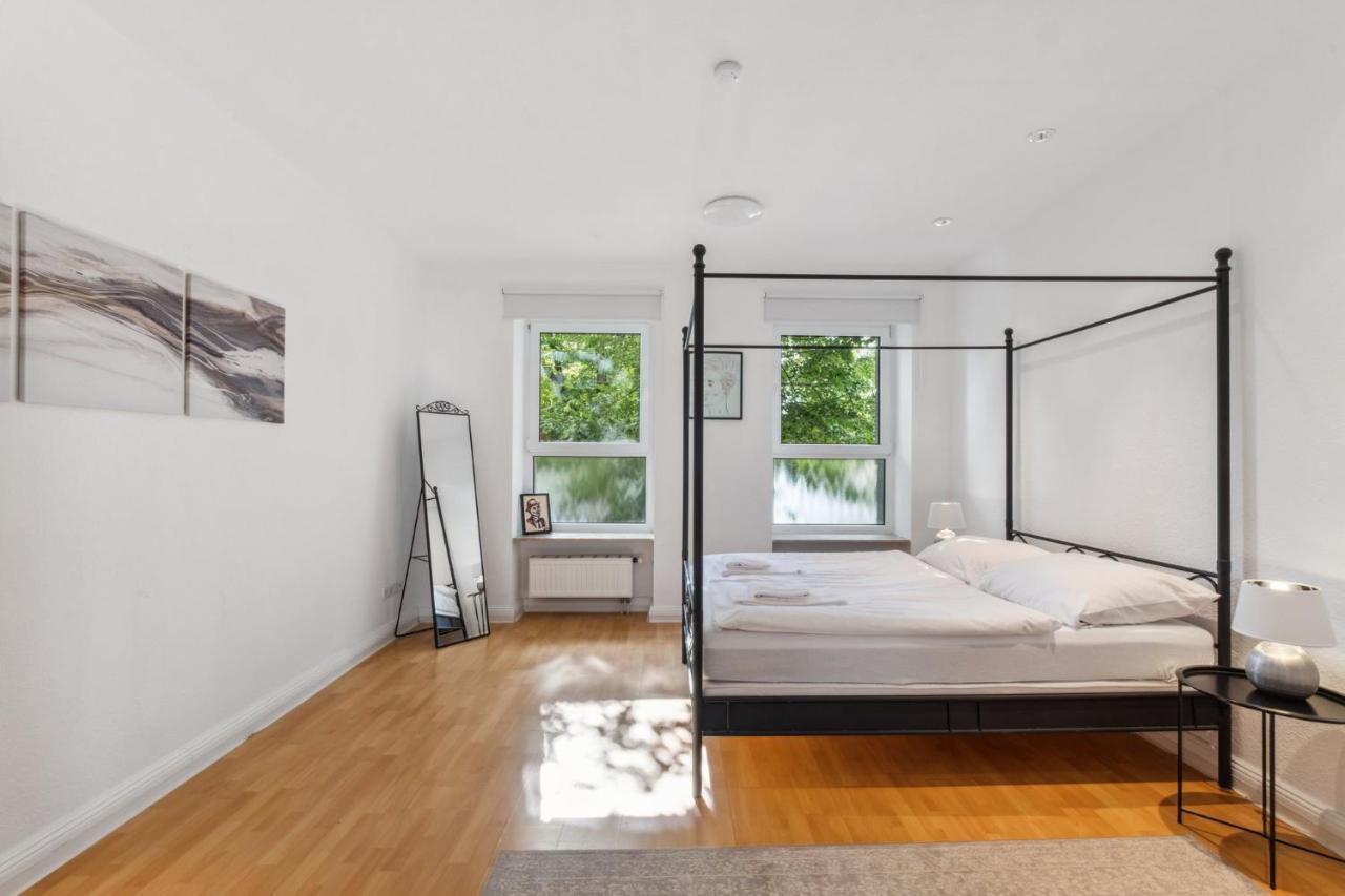 Bright 3-Room Apartment Near Prenzlauer Berg Берлін Екстер'єр фото